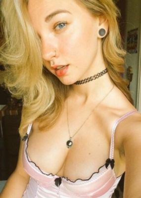 BDSM госпожа Вика, рост: 170, вес: 60, закажите онлайн