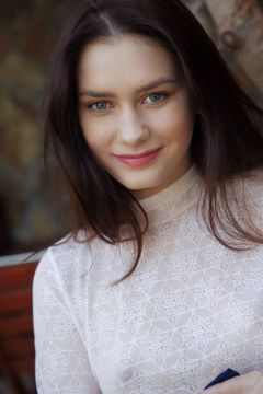 Снять проститутку в г. Вологде от 2000 руб. в час (Кристина, тел. 8 930 291-00-49)